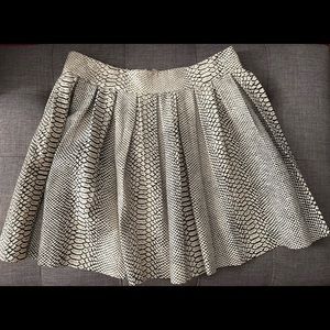 Alice + Olivia pleated leather skirt in snakeskin